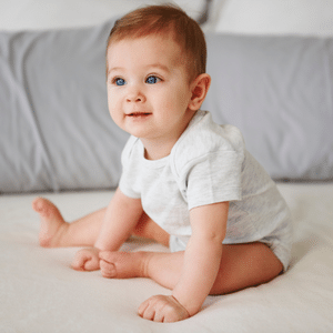 como ensinar o bebê a sentar